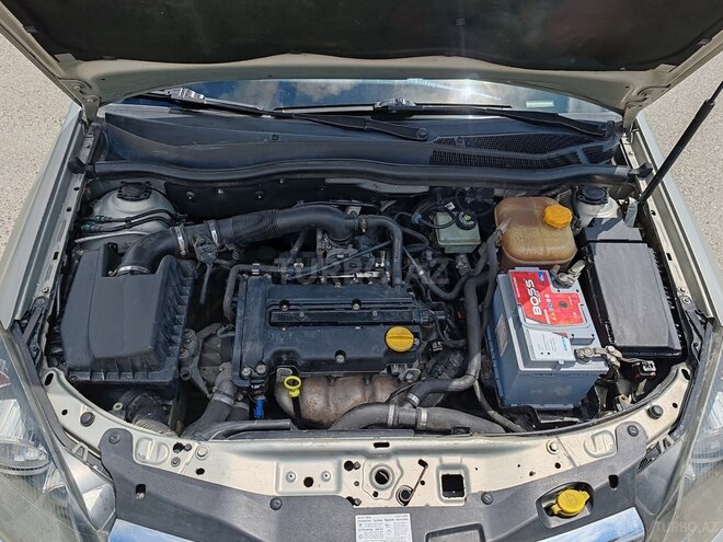 Opel Astra 2005, 232,000 km - 1.4 l - Bakı