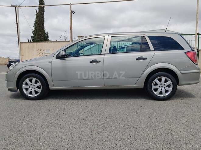 Opel Astra 2005, 232,000 km - 1.4 l - Bakı