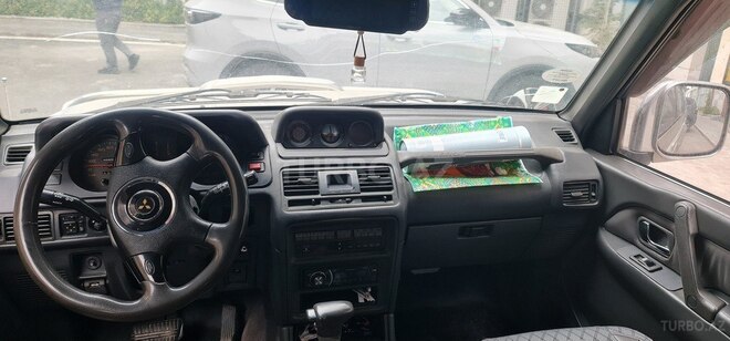 Mitsubishi Pajero 1993, 408,900 km - 2.5 l - Bakı