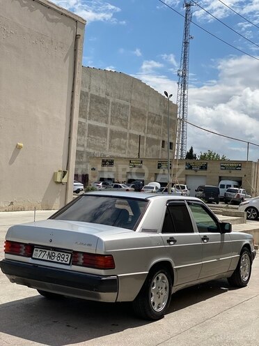 Mercedes 190 1989, 405,000 km - 2.3 л - Sumqayıt