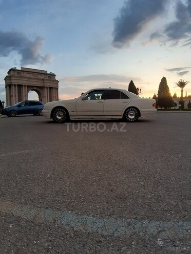 Mercedes E 430 2000, 180,000 km - 4.3 l - Gəncə