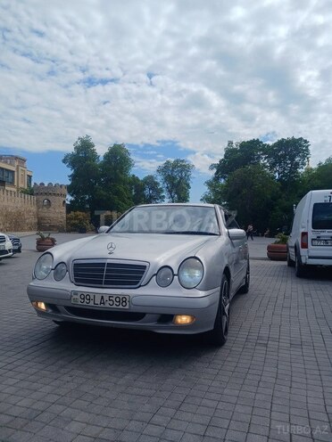 Mercedes E 220 d 1999, 526,389 km - 2.2 l - Bakı