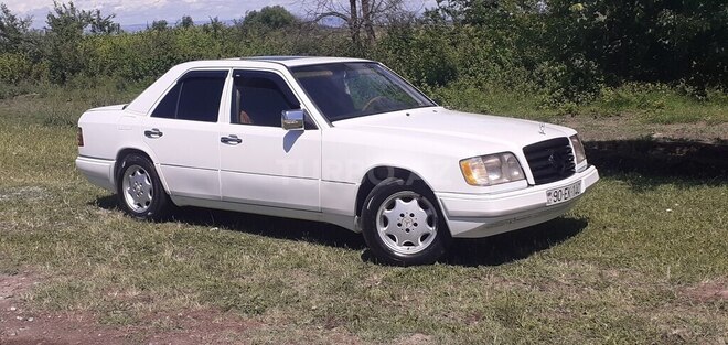 Mercedes E 200 1994, 489,886 km - 2.0 l - Bakı