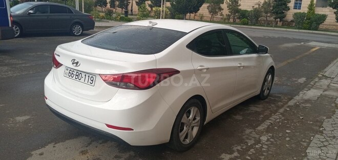 Hyundai Elantra 2015, 201,168 km - 1.8 l - Yevlax