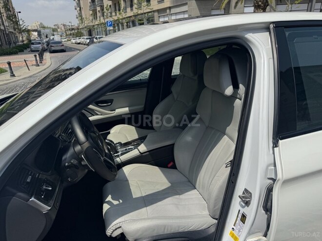 BMW 528 2016, 240,000 km - 2.0 l - Bakı