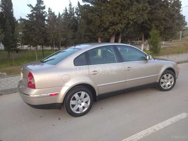 Volkswagen Passat 2004, 234,123 km - 1.8 l - Bakı