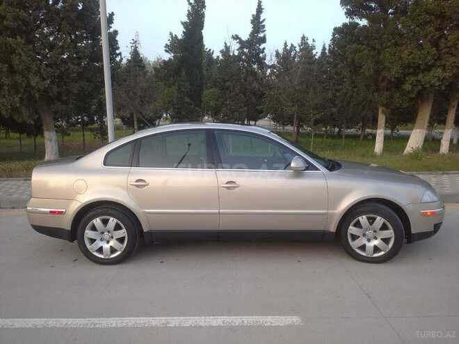 Volkswagen Passat 2004, 234,123 km - 1.8 l - Bakı