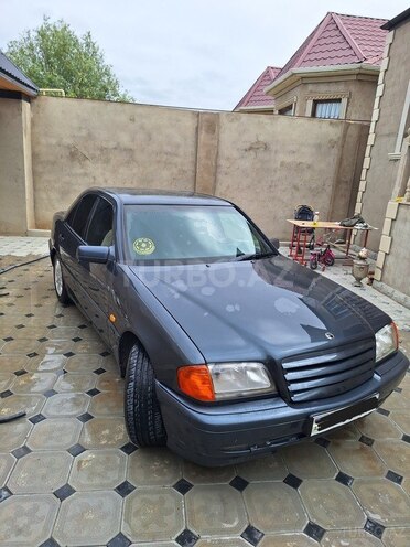 Mercedes C 240 1999, 357,000 km - 2.4 л - Bakı