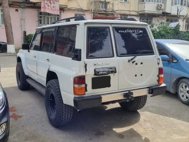 Nissan Patrol 1996, 620,000 km - 4.2 л - Sumqayıt