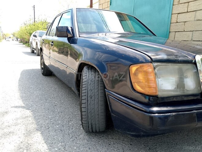 Mercedes E 230 1991, 399,499 km - 2.3 l - Bakı