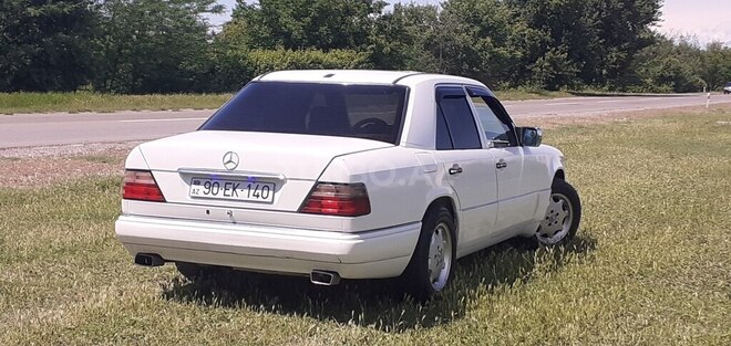 Mercedes E 200 1994, 489,886 km - 2.0 l - Bakı
