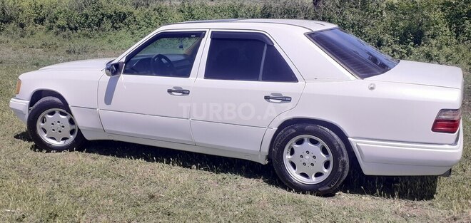 Mercedes E 200 1994, 489,886 km - 2.0 l - Bakı
