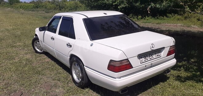 Mercedes E 200 1994, 489,886 km - 2.0 l - Bakı