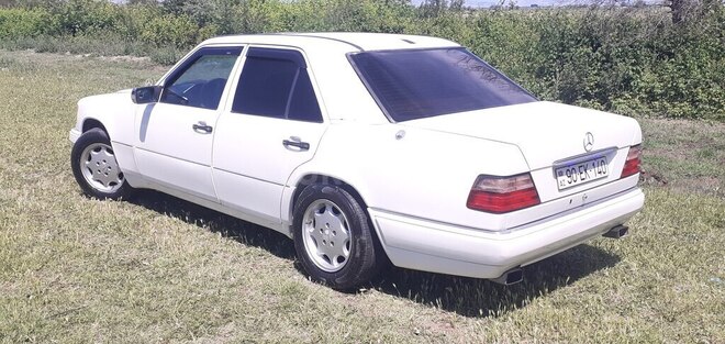 Mercedes E 200 1994, 489,886 km - 2.0 l - Bakı