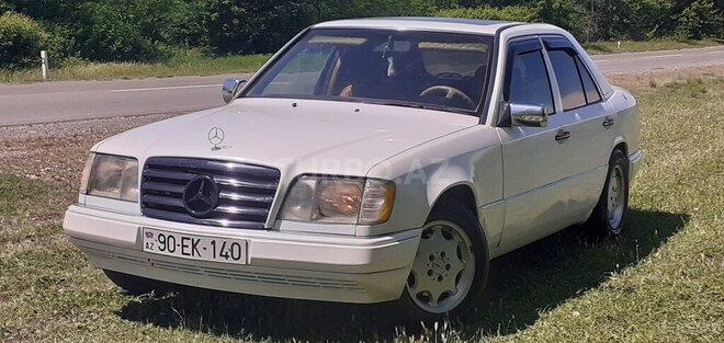 Mercedes E 200 1994, 489,886 km - 2.0 l - Bakı