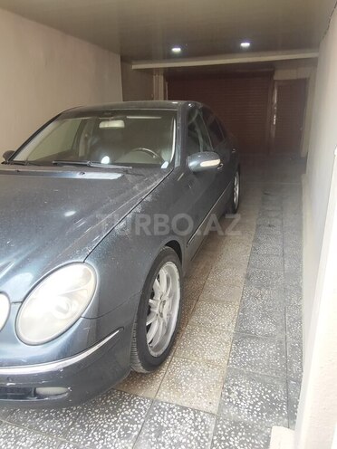 Mercedes E 220 d 2002, 518,425 km - 2.2 l - Bakı