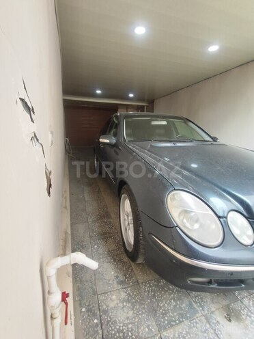 Mercedes E 220 d 2002, 518,425 km - 2.2 l - Bakı