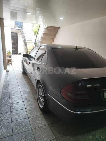 Mercedes E 220 d 2002, 518,425 km - 2.2 l - Bakı