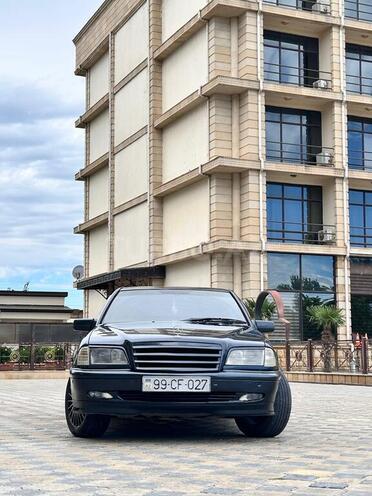 Mercedes C 220 d 1999, 400,000 km - 2.2 l - İmişli