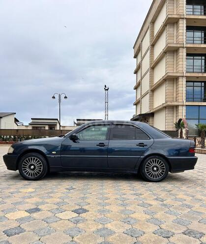 Mercedes C 220 d 1999, 400,000 km - 2.2 l - İmişli