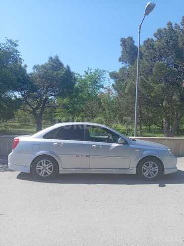Chevrolet Lacetti-9