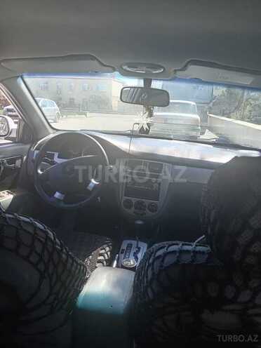 Chevrolet Lacetti-10