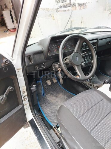 LADA (VAZ) Niva 2014, 110,000 km - 1.7 l - Siyəzən