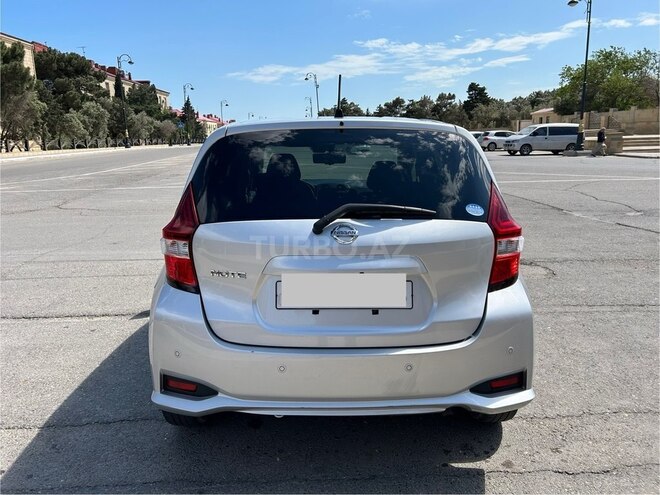 Nissan Note-5