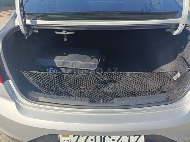 Hyundai Elantra 2019, 10,900 km - 2.0 l - Bakı