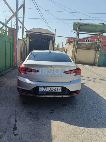 Hyundai Elantra 2019, 10,900 km - 2.0 l - Bakı