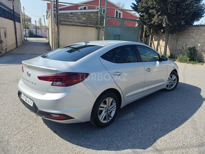 Hyundai Elantra 2019, 10,900 km - 2.0 l - Bakı