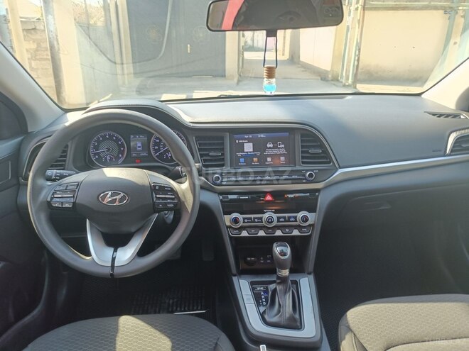Hyundai Elantra 2019, 10,900 km - 2.0 l - Bakı