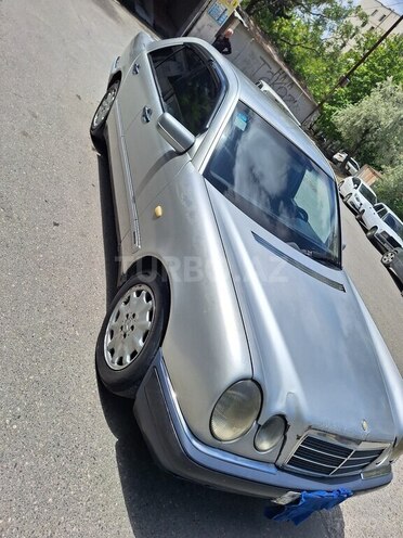 Mercedes E 220 d 1998, 45,840 km - 1.5 l - Bakı