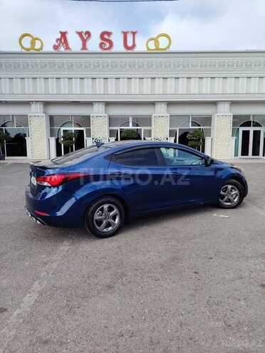Hyundai Elantra 2015, 195,900 km - 1.8 l - İsmayıllı