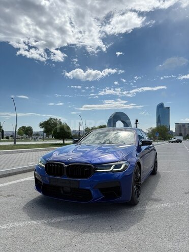 BMW M5-1