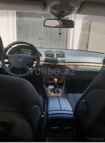 Mercedes E 270 2002, 280,520 km - 2.7 l - Bakı