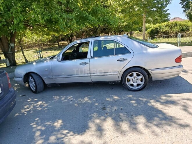 Mercedes E 230 1995, 163,856 km - 2.3 l - Mingəçevir