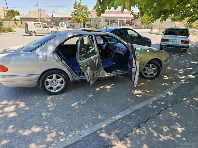 Mercedes E 230 1995, 163,856 km - 2.3 l - Mingəçevir