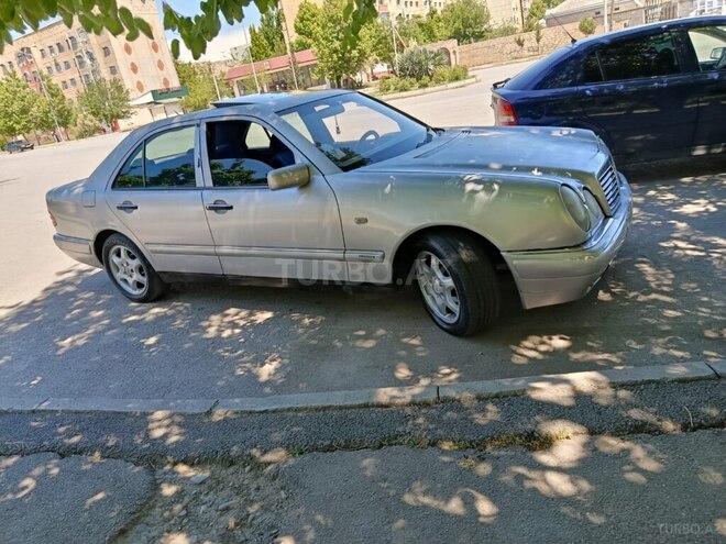 Mercedes E 230 1995, 163,856 km - 2.3 l - Mingəçevir