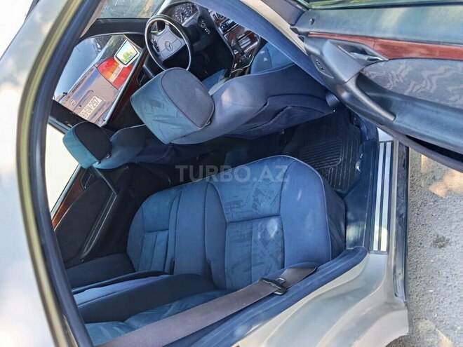 Mercedes E 230 1995, 163,856 km - 2.3 l - Mingəçevir