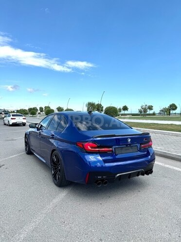 BMW M5-8