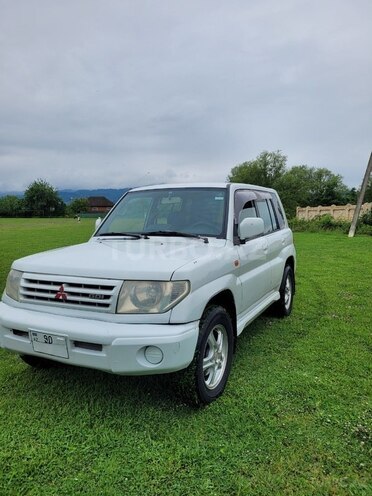 Mitsubishi Pajero io 2001, 211,000 km - 1.8 l - Astara