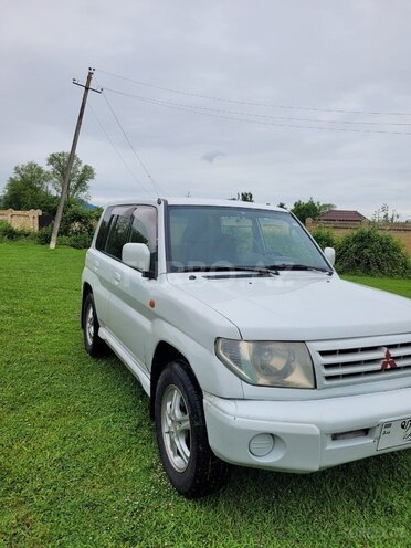 Mitsubishi Pajero io 2001, 211,000 km - 1.8 l - Astara
