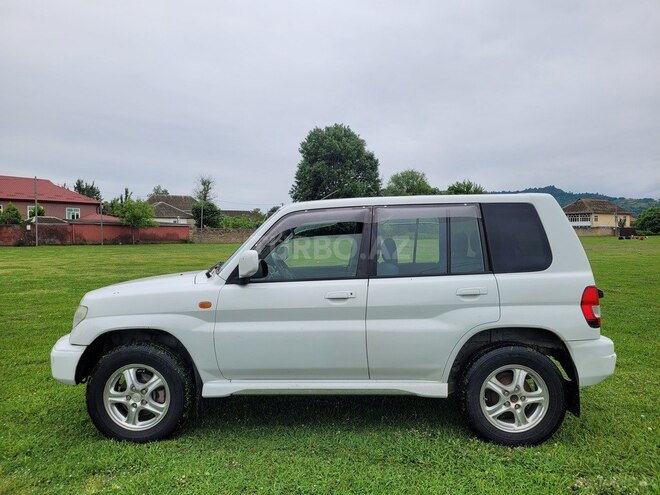 Mitsubishi Pajero io 2001, 211,000 km - 1.8 l - Astara