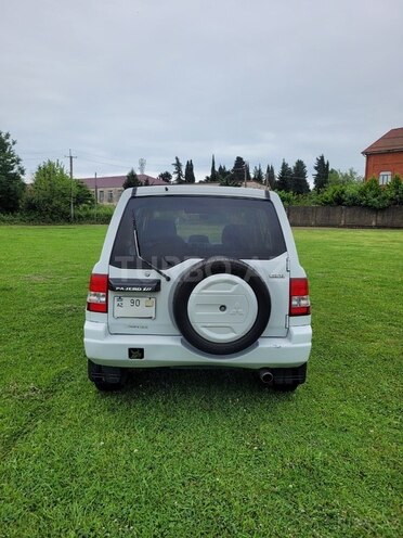 Mitsubishi Pajero io 2001, 211,000 km - 1.8 l - Astara