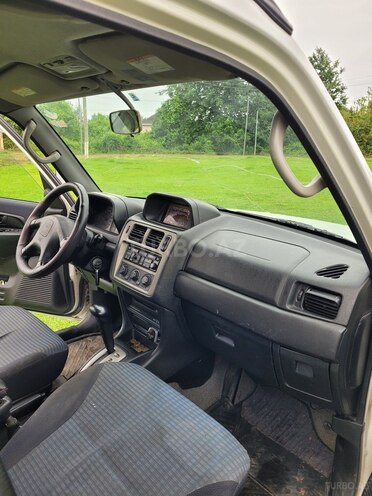 Mitsubishi Pajero io 2001, 211,000 km - 1.8 l - Astara