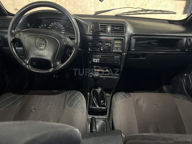 Opel Vectra 1994, 258,746 km - 1.8 l - Bakı