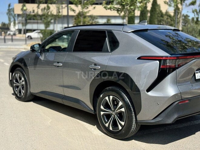 Toyota bZ4X 2023, 10,655 km - 0.0 l - Bakı