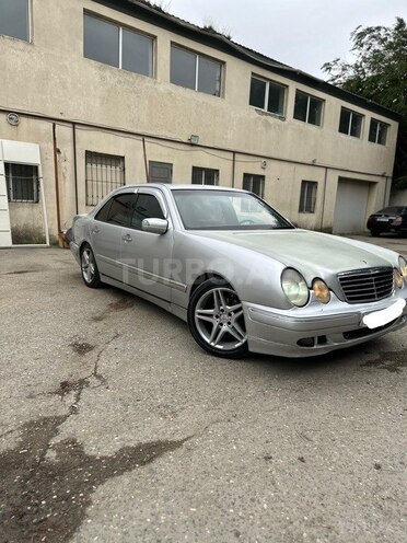 Mercedes E 240 1998, 420,123 km - 2.4 l - Bakı