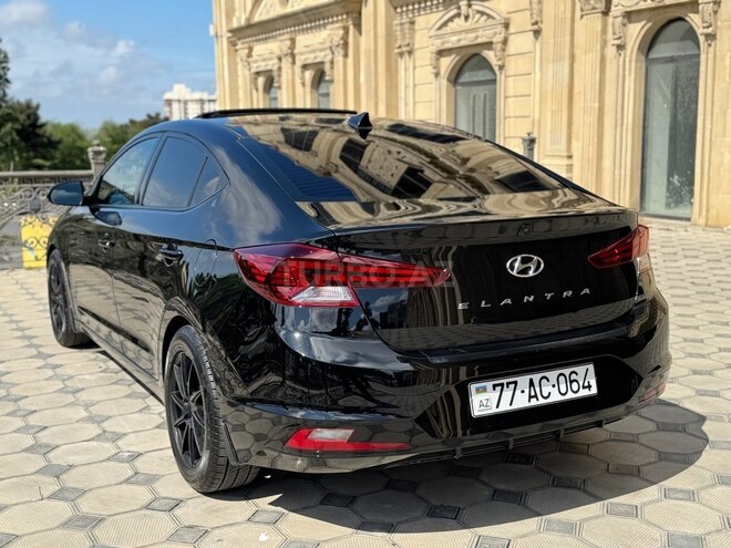Hyundai Elantra 2019, 54,476 km - 2.0 л - Bakı
